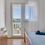 Bella Sofia 80 M From The Sea *