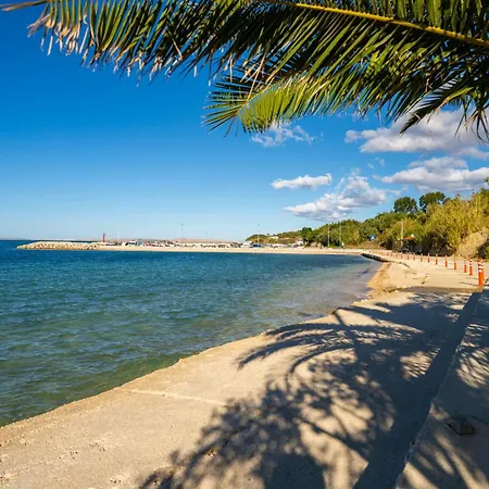 Bella Sofia 80 M From The Sea *