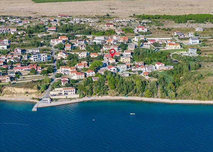 Bella Sofia 80 M From The Sea Rtina