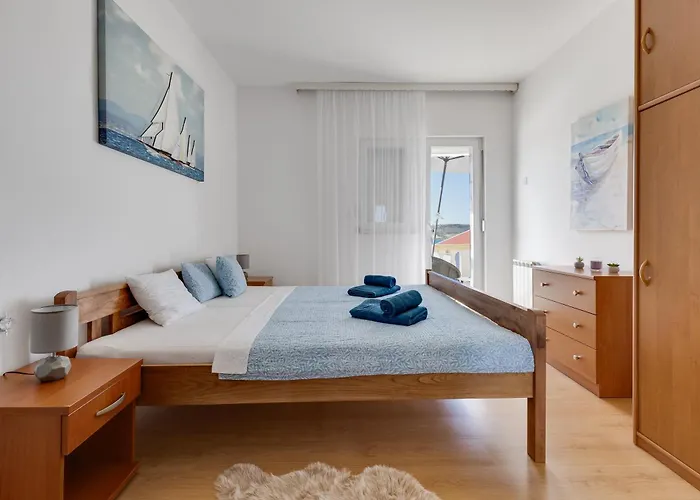 Bella Sofia 80 M From The Sea * Rtina
