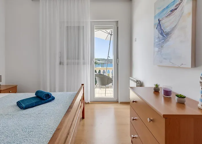 Bella Sofia 80 M From The Sea