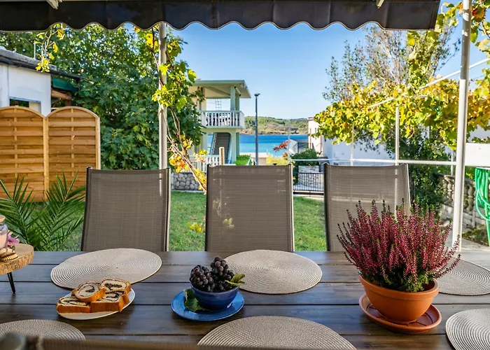 Bella Sofia 80 M From The Sea