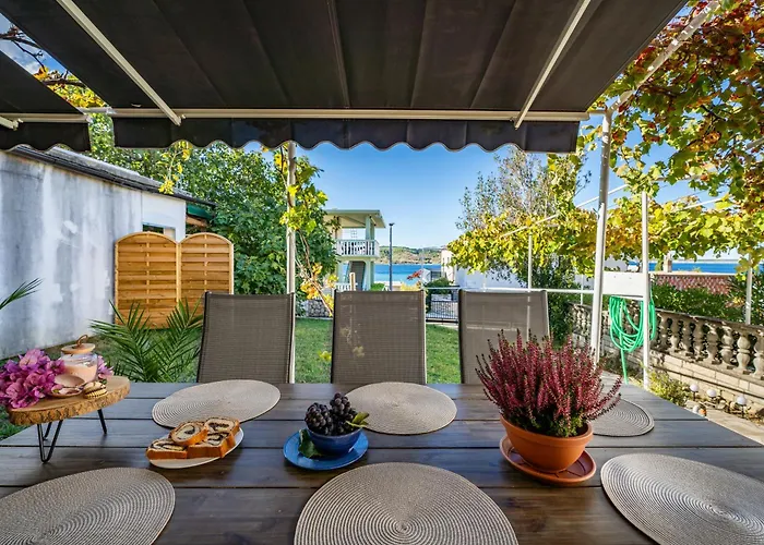 Bella Sofia 80 M From The Sea * Rtina
