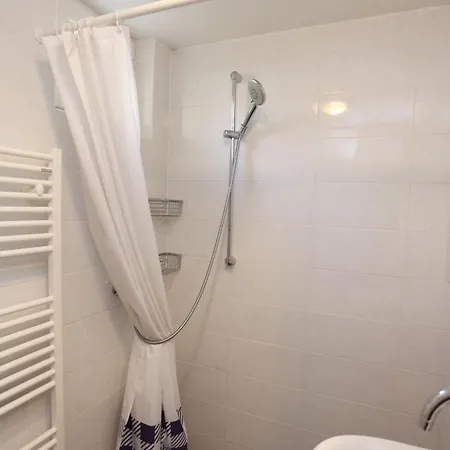 Bella Sofia 80 M From The Sea Nyaraló *