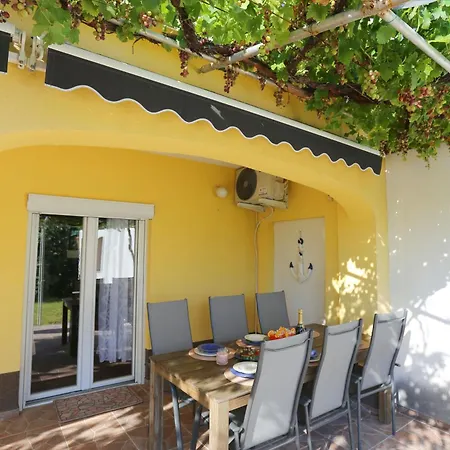 Bella Sofia 80 M From The Sea